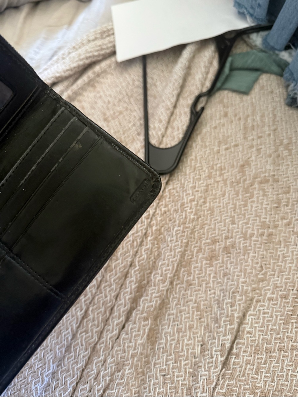 Vintage Coach Signature Canvas Zip Wallet in Black - Picture 3 of 5